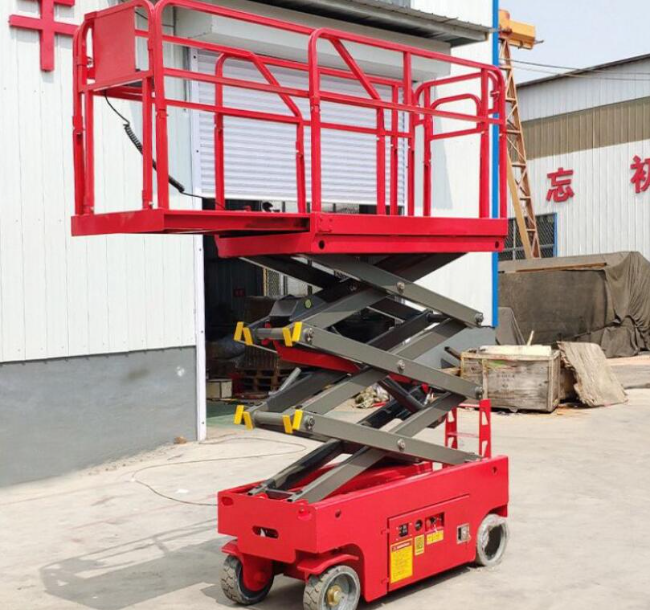 恭城移动剪叉式升降机