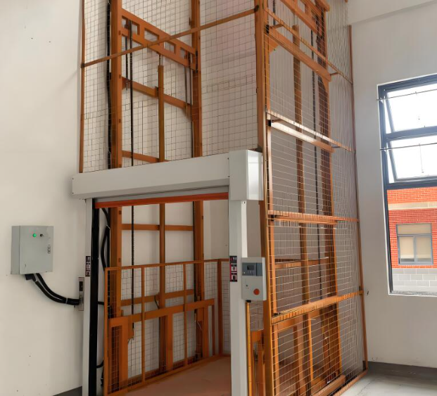 恭城升降货梯是特种设备码